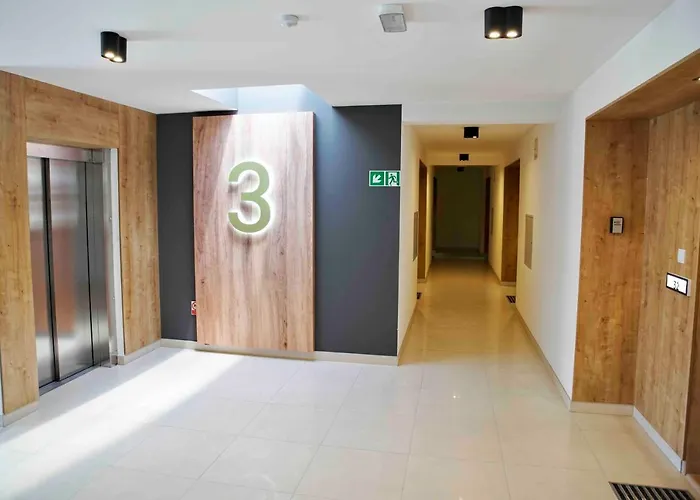 Luxus „goldene Stunde“ * كولوبرزيغ